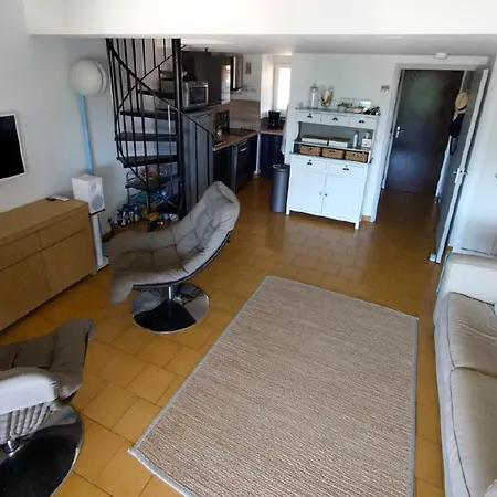 Duplex Renove 6 Pers Avec Piscine, Terrasse, Parking A 400m De La - Fr-1-776-17 *